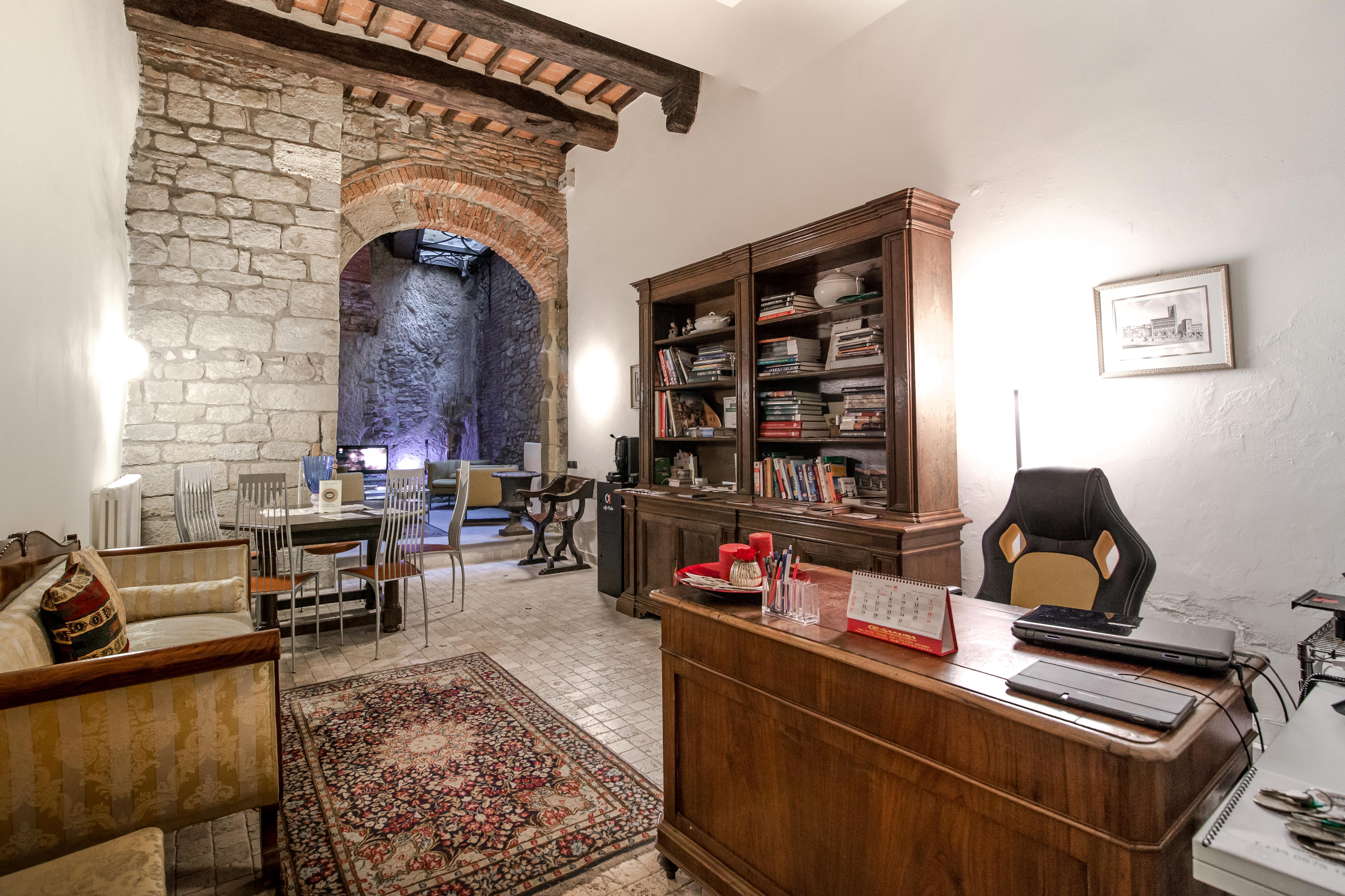 La Corte Del Re Suite & Rooms أريتسو المظهر الخارجي الصورة