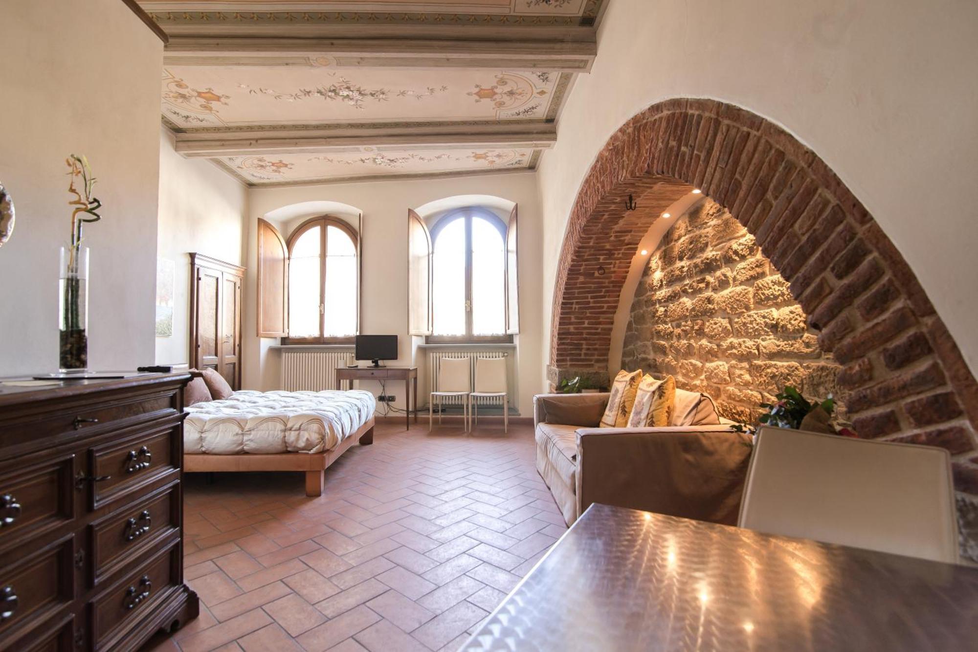 La Corte Del Re Suite & Rooms أريتسو المظهر الخارجي الصورة